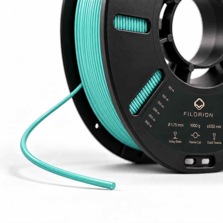 Filorion Reference PET-G Su Yeşili, 1.75 mm, 1 kg — makara ve filament ucu yakın görünümü