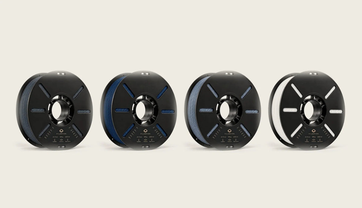 Reference Series PLA Pro, PET-G, ASA ve HS ABS makaralarının gerçek ürün fotoğraflarından oluşan dizilim.
