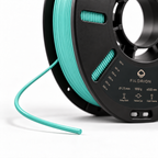 Filorion Reference PET-G Su Yeşili, 1.75 mm, 1 kg — makara ve filament ucu yakın görünümü